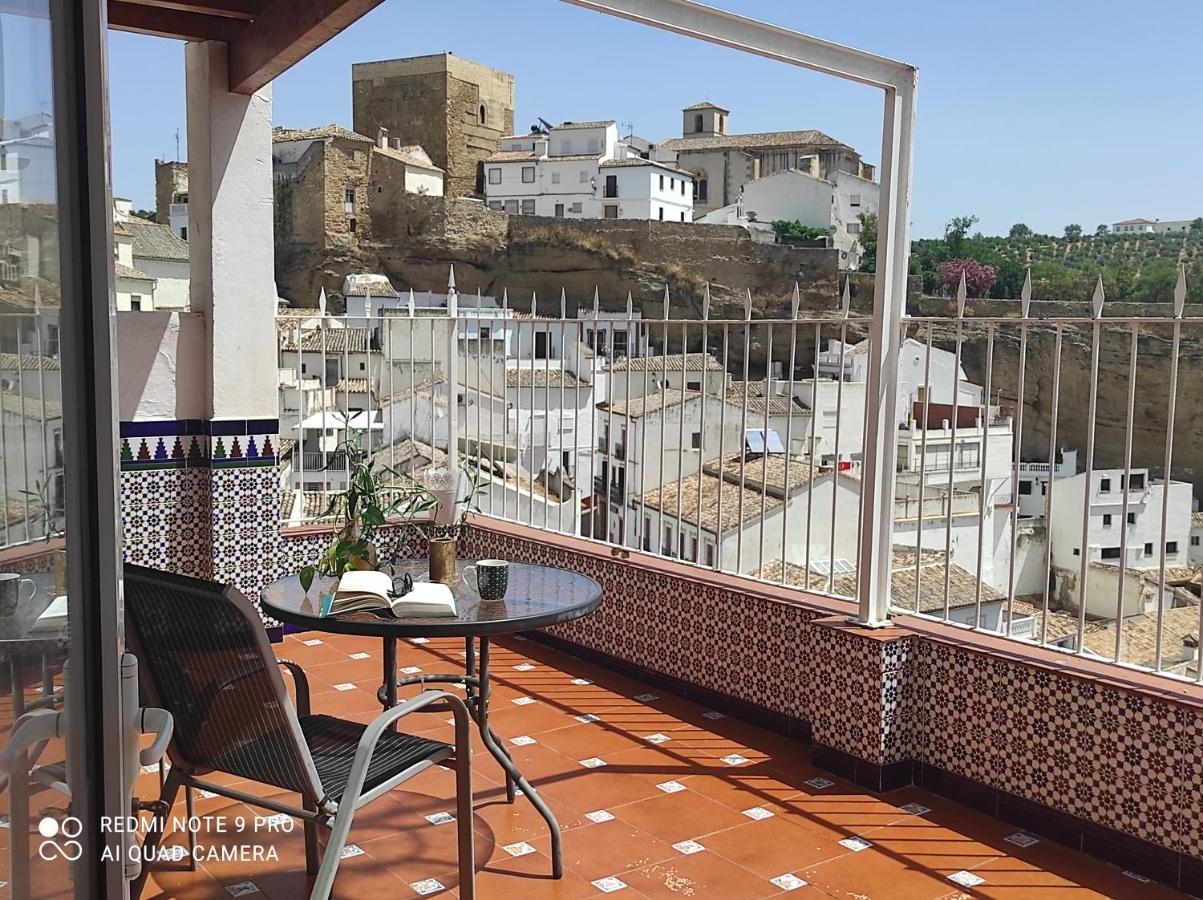 Casa De Las Lanzas Setenil De Las Bodegas Exterior photo
